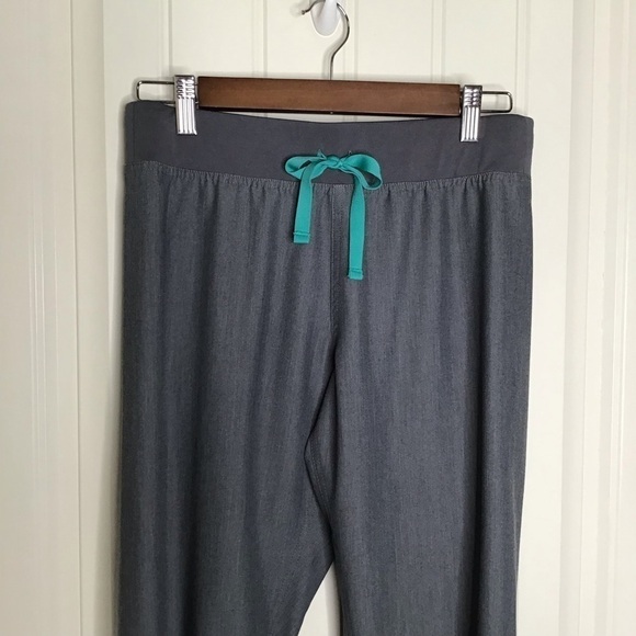 Figs Scrub Pants Livingston Basic Scrub Pants in Graphite Size XS. - Picture 3 of 11